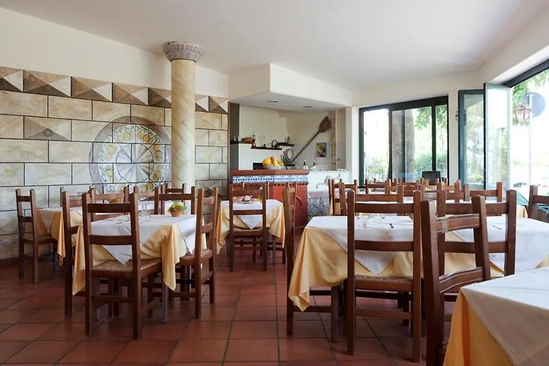 Villa Pozzo Greco Giardini Naxos İtalya